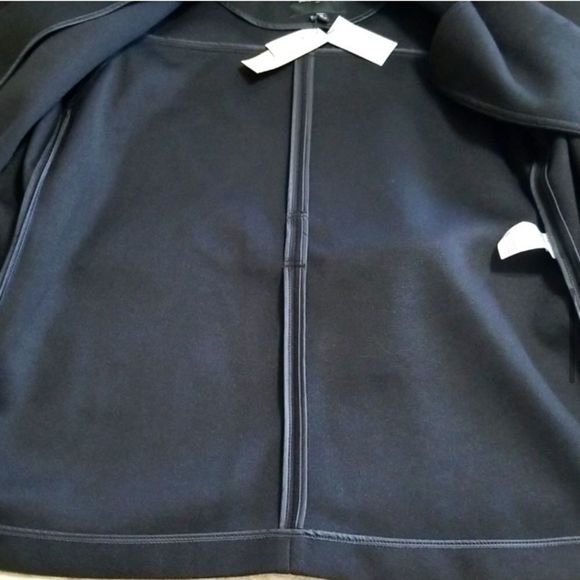 Banana Republic Belted Collar Jacket - Picture 5 of 16